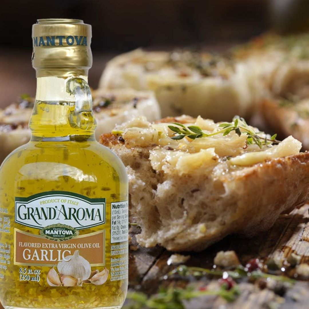 Grand'aroma Garlic Extra Virgin Olive Oil, 8.5-Ounce Bottles